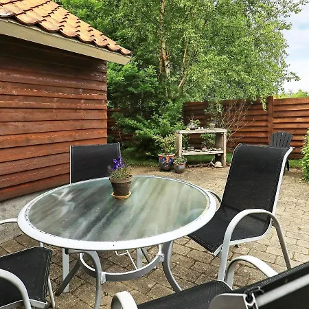 Prázdninový dům 5 Person In *